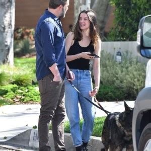 ben affleck leaked nudes|Ben Affleck and Ana de Armas Pack on the PDA (65 Photos) –。